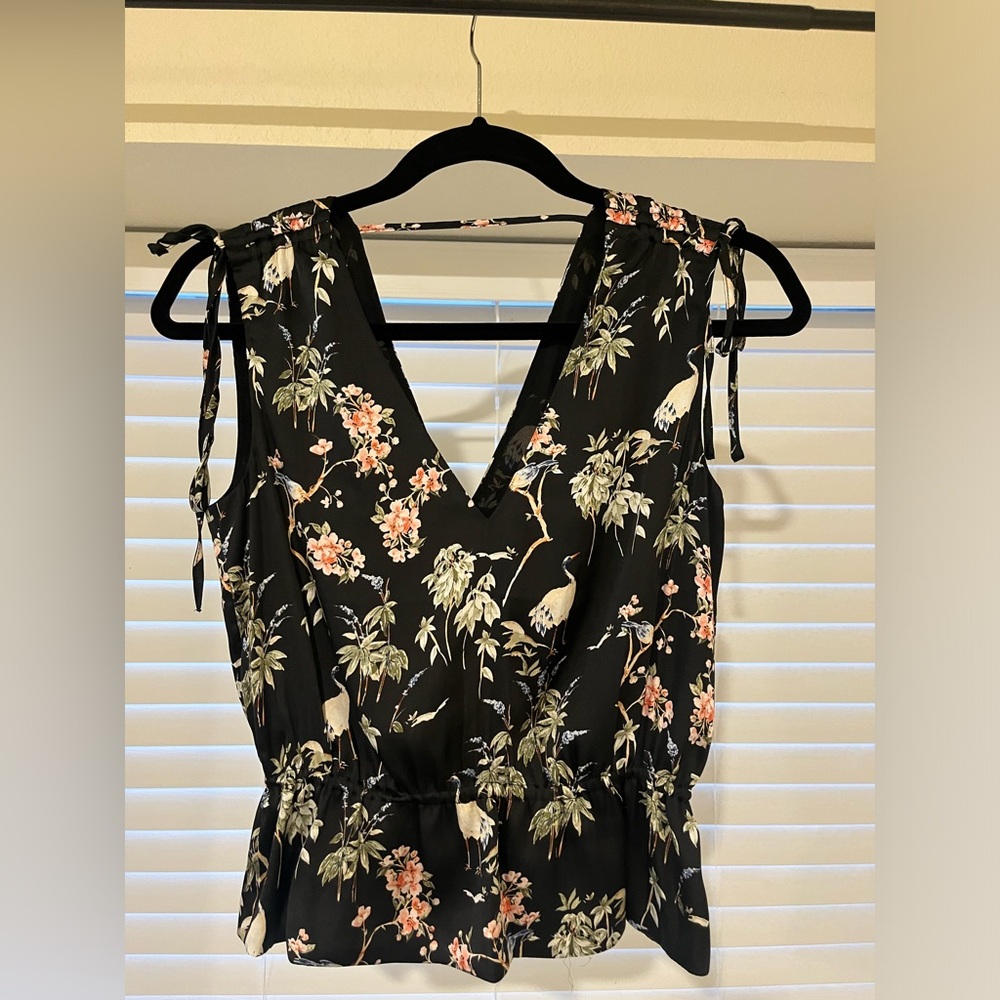 Brand new Cropped satin floral top with beautiful detail